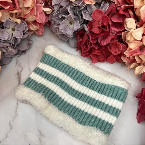 Infant Baby Mint Green Striped Winter Hat & Ring Scarf Set - Picture 12 of 15
